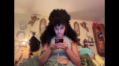 Snapshot of hunnybunbun666 chatting on December 18, 2025, 2:28 am bunni girl online show from December 18, 2025, 2:28 am