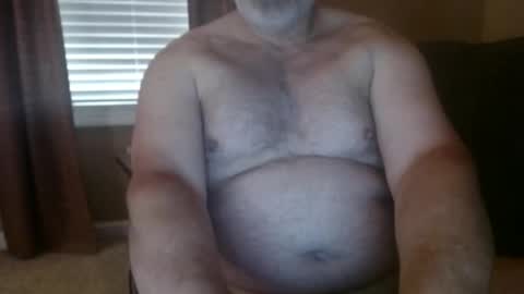 Snapshot of huntermark1 chatting on April 13, 2026, 3:50 pm huntermark1 online show from April 13, 2026, 3:50 pm