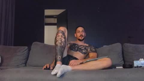 HuntinGOD online show from December 2, 2025, 5:52 pm