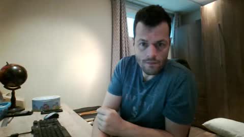 Snapshot of hurley7890 chatting on December 11, 2024, 2:33 pm hurley7890 online show from December 11, 2024, 2:33 pm