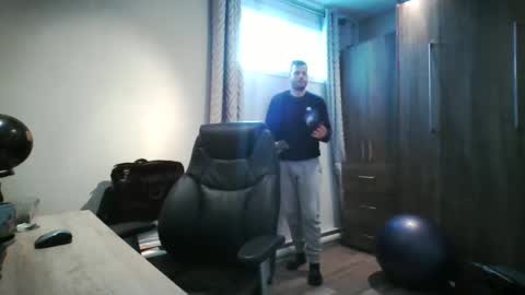 Snapshot of hurley7890 chatting on January 20, 2025, 5:37 pm hurley7890 online show from January 20, 2025, 5:37 pm