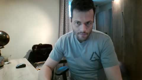 Snapshot of hurley7890 chatting on January 20, 2025, 8:40 pm hurley7890 online show from January 20, 2025, 8:40 pm