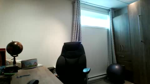 Snapshot of hurley7890 chatting on February 11, 2025, 5:50 pm hurley7890 online show from February 11, 2025, 5:50 pm