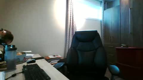 Snapshot of hurley7890 chatting on February 26, 2025, 1:41 pm hurley7890 online show from February 26, 2025, 1:41 pm