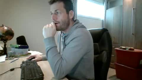Snapshot of hurley7890 chatting on March 11, 2025, 12:39 pm hurley7890 online show from March 11, 2025, 12:39 pm
