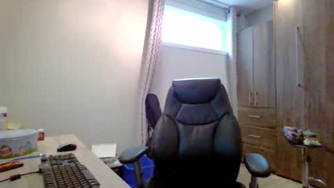 hurley7890 online show from November 14, 2025, 5:00 pm