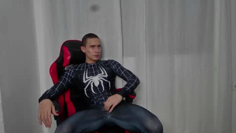 Snapshot of husband_xxx chatting on February 7, 2026, 5:00 am husband_xxx online show from February 7, 2026, 5:00 am