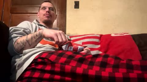 husbandandwife2011 online show from February 15, 2025, 4:47 am