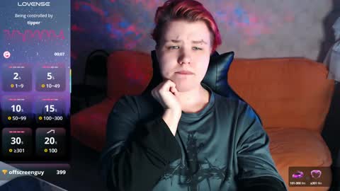 Snapshot of husk_ryan chatting on January 22, 2025, 8:17 pm Ryan online show from January 22, 2025, 8:17 pm