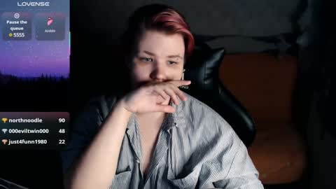 Snapshot of husk_ryan chatting on January 27, 2025, 6:20 pm Ryan online show from January 27, 2025, 6:20 pm