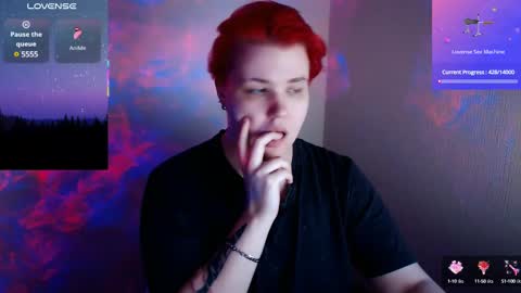 Snapshot of husk_ryan chatting on February 11, 2025, 5:40 pm Ryan online show from February 11, 2025, 5:40 pm