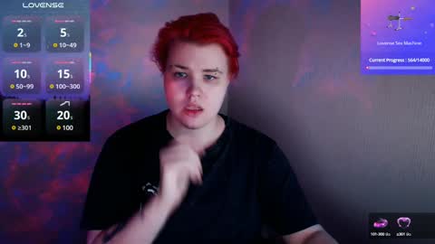 Snapshot of husk_ryan chatting on February 13, 2025, 11:47 pm Ryan online show from February 13, 2025, 11:47 pm