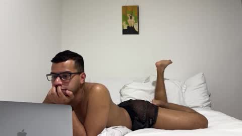 hvm20 online show from November 19, 2025, 5:18 am