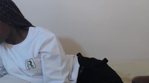 hyacinth_b online show from July 12, 2026, 5:59 pm