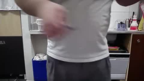 Snapshot of hybride8825 chatting on February 23, 2026, 11:40 am hybride8825 online show from February 23, 2026, 11:40 am