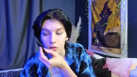 Snapshot of hyeon_jin chatting on February 6, 2025, 8:45 pm Hyeon Jin online show from February 6, 2025, 8:45 pm