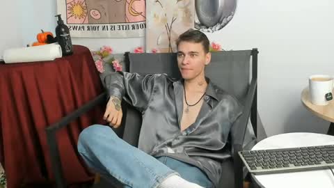 Snapshot of hyper_muse chatting on March 28, 2026, 1:11 pm hyper_muse online show from March 28, 2026, 1:11 pm