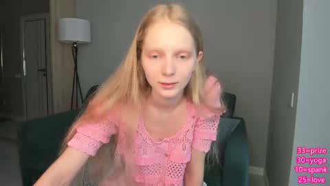 Snapshot of hypnoootic chatting on July 6, 2026, 10:01 am Jenny online show from July 6, 2026, 10:01 am