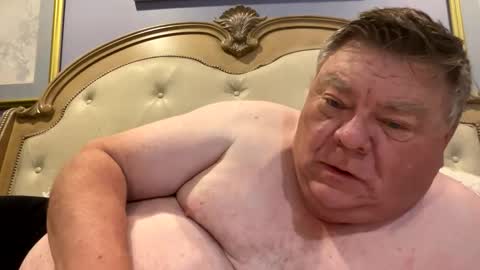 Snapshot of hypnotizing4u chatting on November 24, 2025, 1:44 pm hypnotizing4u online show from November 24, 2025, 1:44 pm