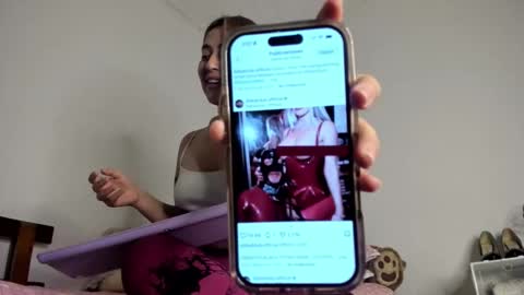 Snapshot of hyunjooo chatting on March 10, 2026, 10:04 pm Hyun Joo online show from March 10, 2026, 10:04 pm