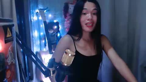 Snapshot of i_am_asian90 chatting on February 14, 2026, 5:53 pm Kim online show from February 14, 2026, 5:53 pm