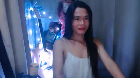 Snapshot of i_am_asian90 chatting on February 19, 2026, 6:48 pm Kim online show from February 19, 2026, 6:48 pm