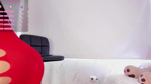 Snapshot of i_am_hanna chatting on February 18, 2026, 7:32 pm Tell Me Hanna online show from February 18, 2026, 7:32 pm