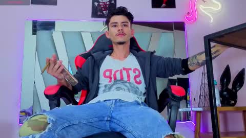 Snapshot of i_am_kelvis_ chatting on January 17, 2026, 6:18 am kelvis online show from January 17, 2026, 6:18 am