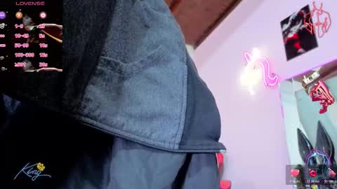 Snapshot of i_am_kelvis_ chatting on February 24, 2026, 5:16 am kelvis online show from February 24, 2026, 5:16 am