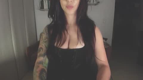 Lana Banana online show from October 28, 2025, 2:48 am