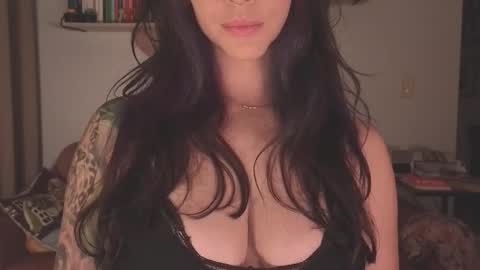 Snapshot of i_cant_believe_its_you chatting on January 15, 2026, 3:33 am Lana Banana online show from January 15, 2026, 3:33 am