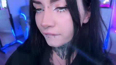 Asya  online show from November 8, 2025, 9:09 am