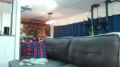 Snapshot of i_fetishize_u chatting on February 13, 2025, 1:08 am ShortStuff online show from February 13, 2025, 1:08 am