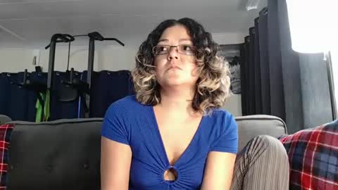 Snapshot of i_fetishize_u chatting on February 25, 2025, 8:09 pm ShortStuff online show from February 25, 2025, 8:09 pm