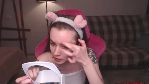 elisabeth online show from October 28, 2025, 11:14 am