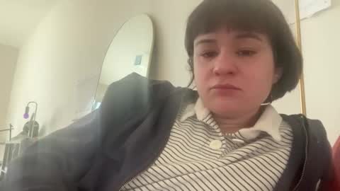 Snapshot of i_love_olive chatting on February 6, 2026, 9:07 pm Olive online show from February 6, 2026, 9:07 pm