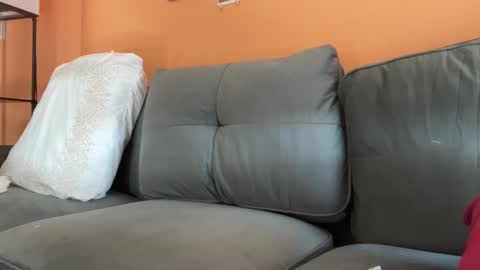 Snapshot of i_love_olive chatting on February 12, 2026, 9:10 pm Olive online show from February 12, 2026, 9:10 pm