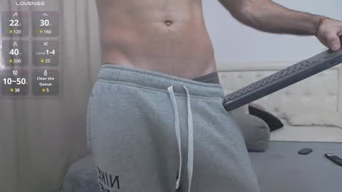 Snapshot of i_m_phillip_grey chatting on January 5, 2025, 12:31 pm Phillip online show from January 5, 2025, 12:31 pm