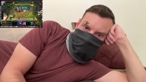 Snapshot of i_o_ro chatting on November 4, 2025, 8:02 am i o ro online show from November 4, 2025, 8:02 am