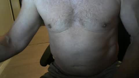 Snapshot of i_was_a_shy_dad chatting on September 22, 2025, 1:02 pm i_was_a_shy_dad online show from September 22, 2025, 1:02 pm