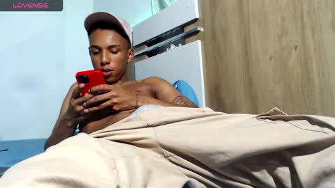 Snapshot of iam_colt chatting on March 28, 2026, 12:32 am David Colt online show from March 28, 2026, 12:32 am