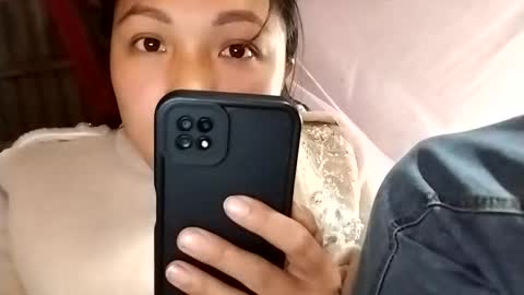 iam_eli45 online show from March 23, 2026, 7:56 am