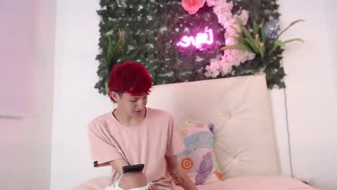 iam_lukas__ online show from November 6, 2025, 3:29 am