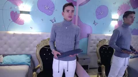 Snapshot of iam_smith_ chatting on January 13, 2026, 11:59 am Iam Smith online show from January 13, 2026, 11:59 am