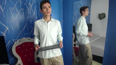 Snapshot of iam_smith_ chatting on February 4, 2026, 3:34 am Iam Smith online show from February 4, 2026, 3:34 am