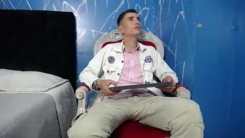 Snapshot of iam_smith_ chatting on February 10, 2026, 3:32 am Iam Smith online show from February 10, 2026, 3:32 am