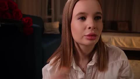 Snapshot of iamclaire_ chatting on February 4, 2026, 1:44 am Claire online show from February 4, 2026, 1:44 am