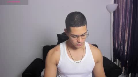 Dylan  independent model  online show from March 2, 2026, 12:34 pm