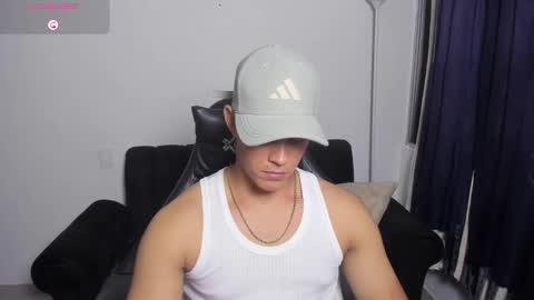 Dylan  independent model  online show from March 9, 2026, 4:27 am