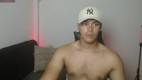 Dylan  independent model  online show from June 21, 2026, 2:58 am